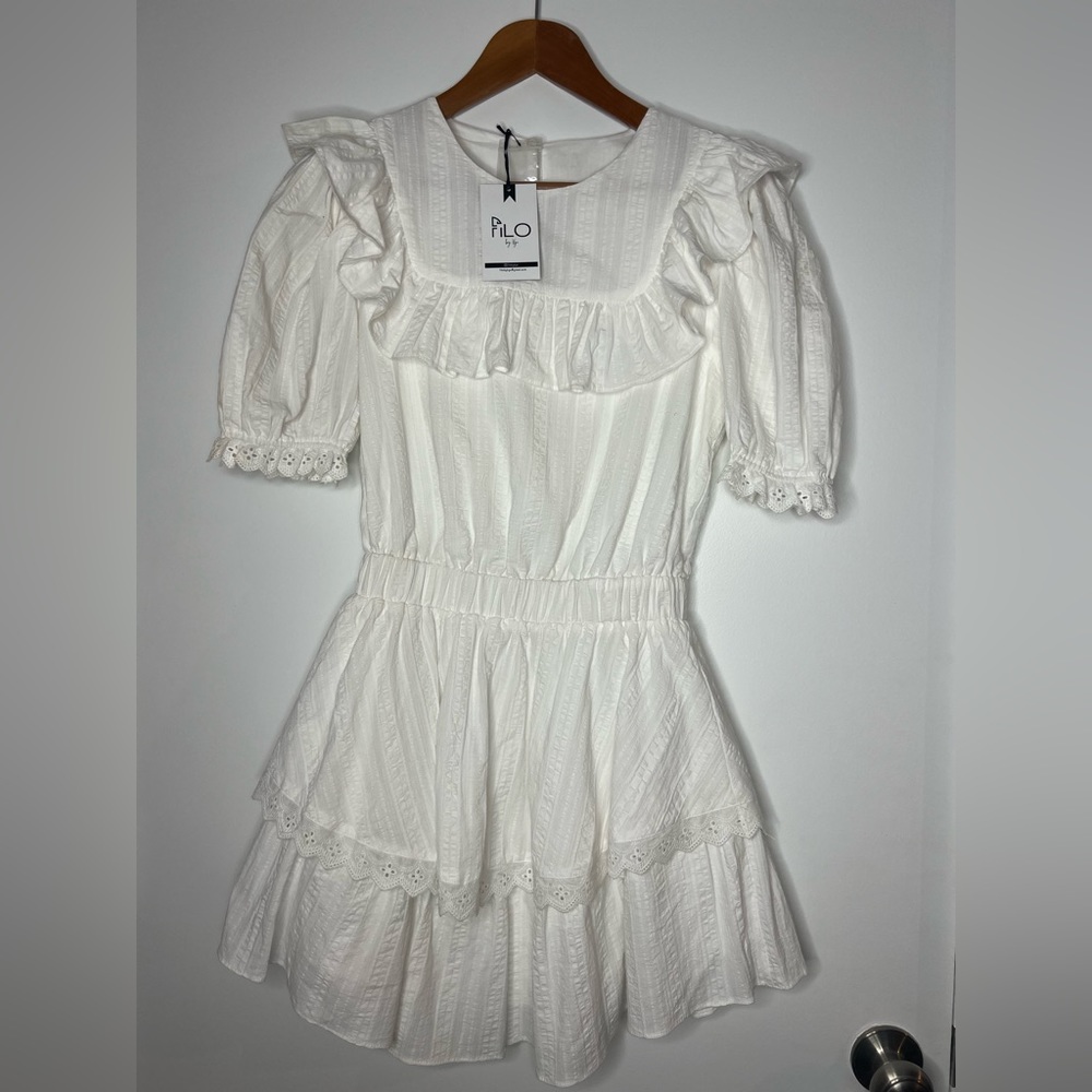 Ruffled white dress Filomena brand with tags size XS